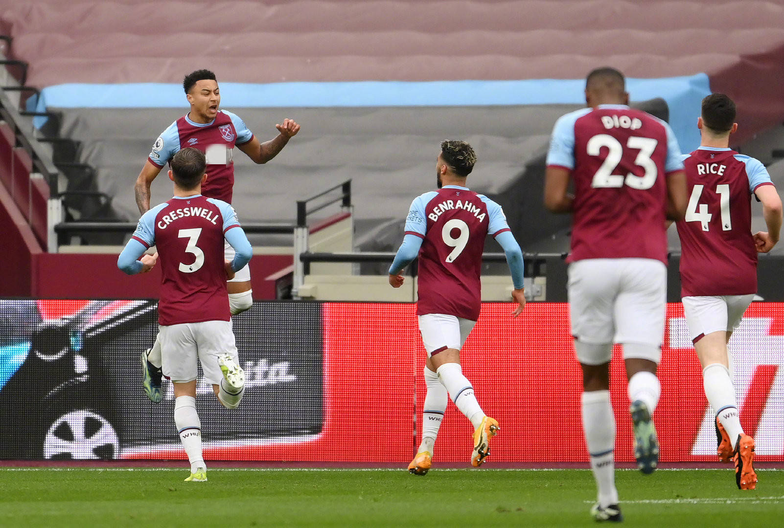 战术变化 战术变化